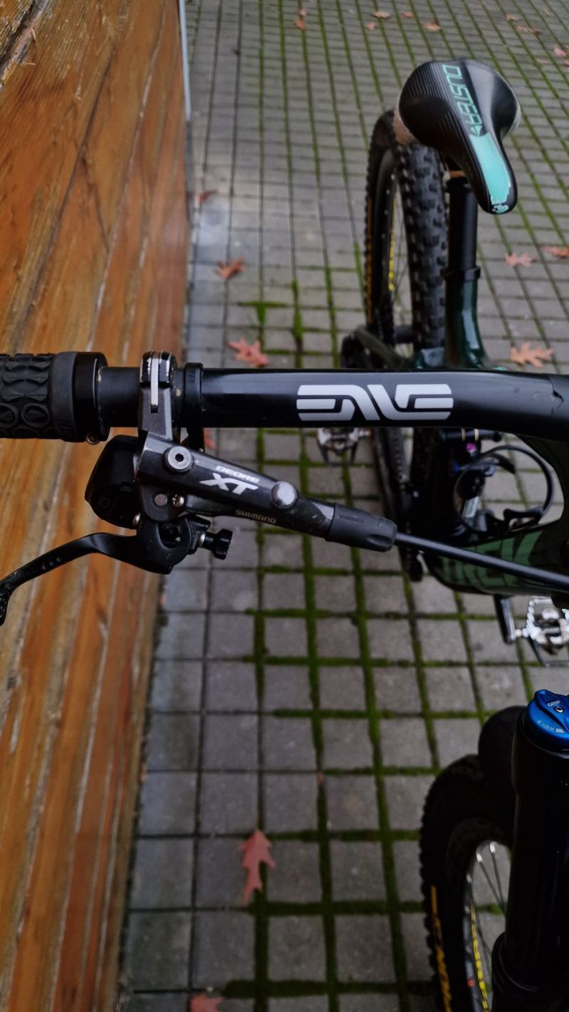 Trek Slash 9.8 Enduro