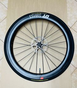 Zapletená kola DT Swiss ARC 1100 Dicut DB carbon