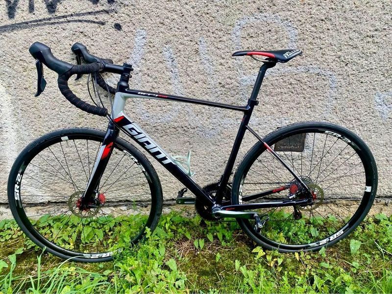 Giant Defy vel. M/L