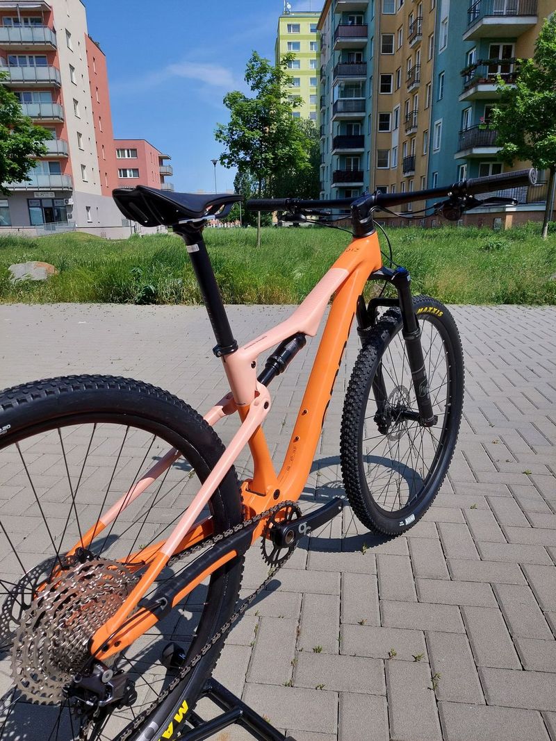 Orbea OIZ H30 2024, vel. S