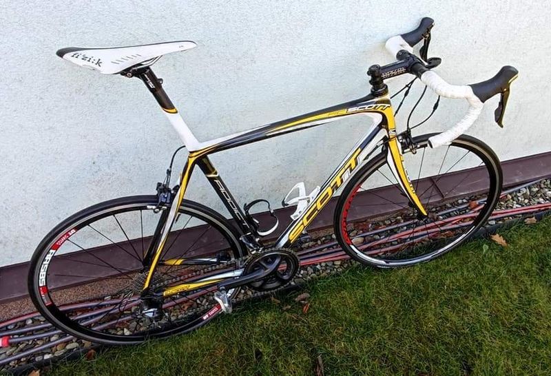 SCOTT ADDICT R1