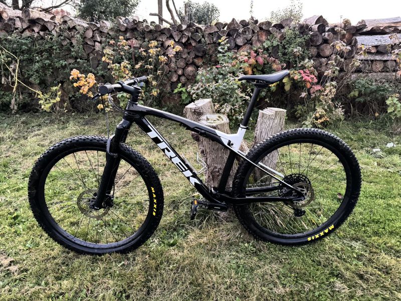 Trek Supercaliber 9.7, vel. L, 2020