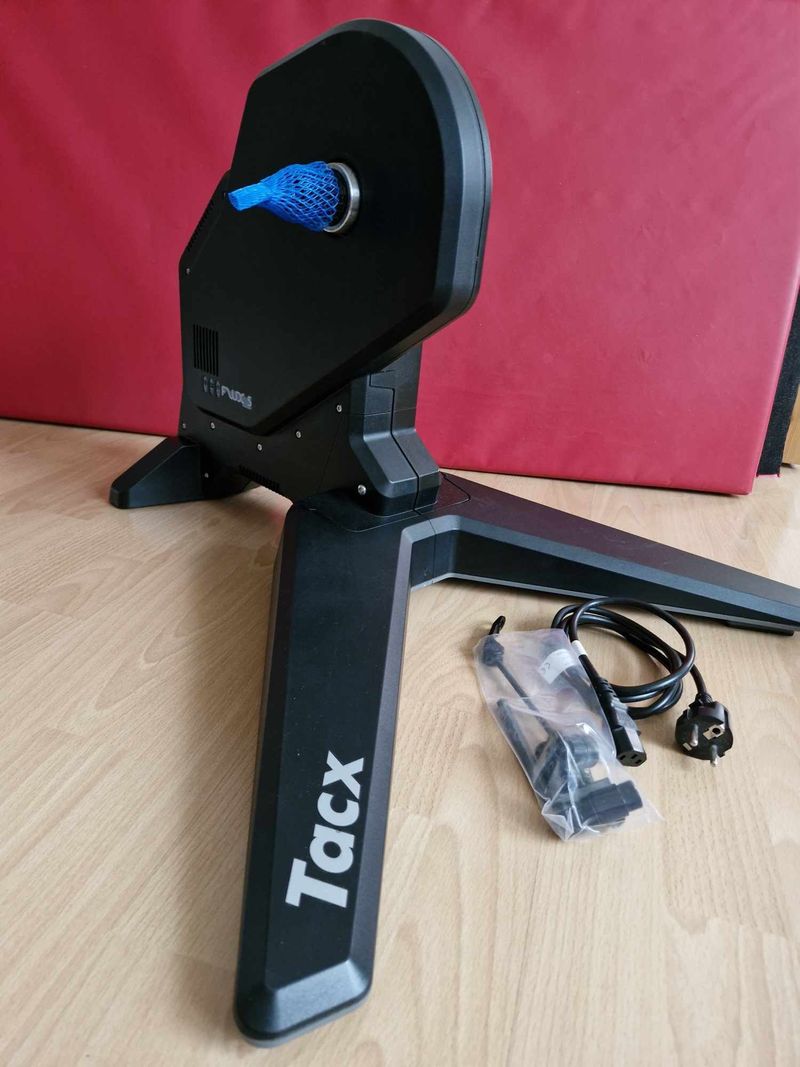 Cyklotrenažér TACX Flux S Smart T2900S