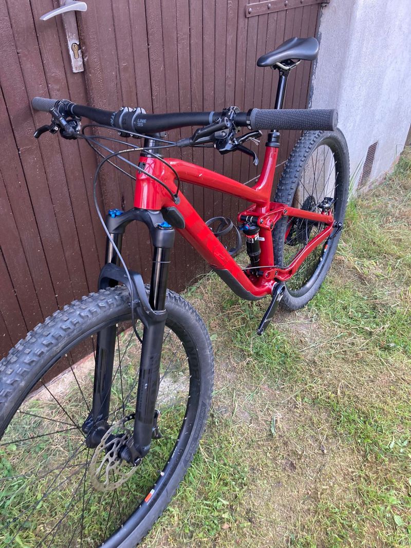 Prodám kolo TREK FUEL EX 8. Model 2019, velikost L, na výšku postavy cca 177-188 cm.