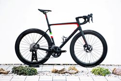 Colnago V3 Disc 2024, Shimano Di2 2x12