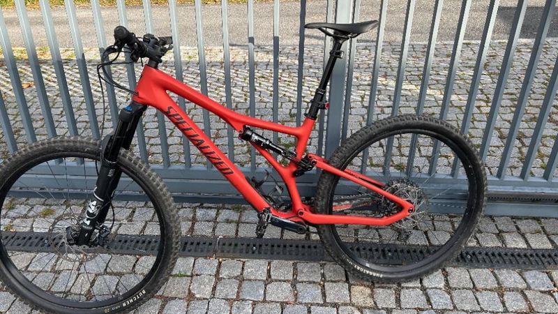 Specialized stumpjumper comp, 2023, vel. S5, karbon, 800km 