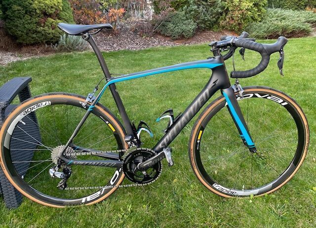 Specialized Tarmac PRO Race na elektrickém řazení Ultegra DI2 - vynikající stav