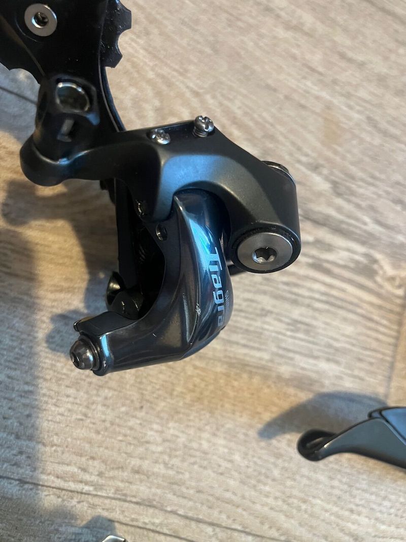 Řadicí sada Shimano Tiagra typ 4700 2x10s