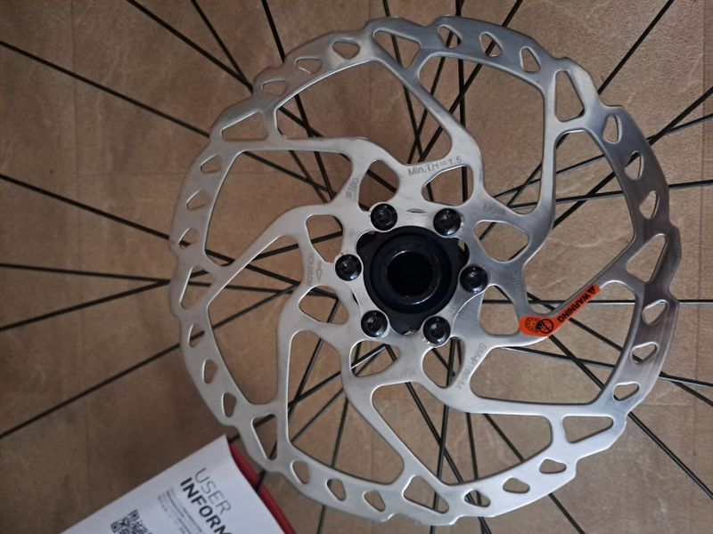 Brzdové kotouče Shimano slx