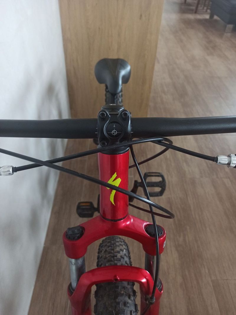 Nádherné dětské kolo Specialized Riprock, vel. 24