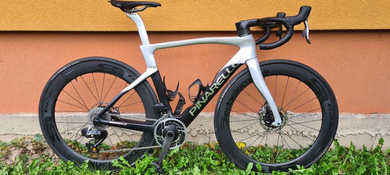 Pinarello dogma F 