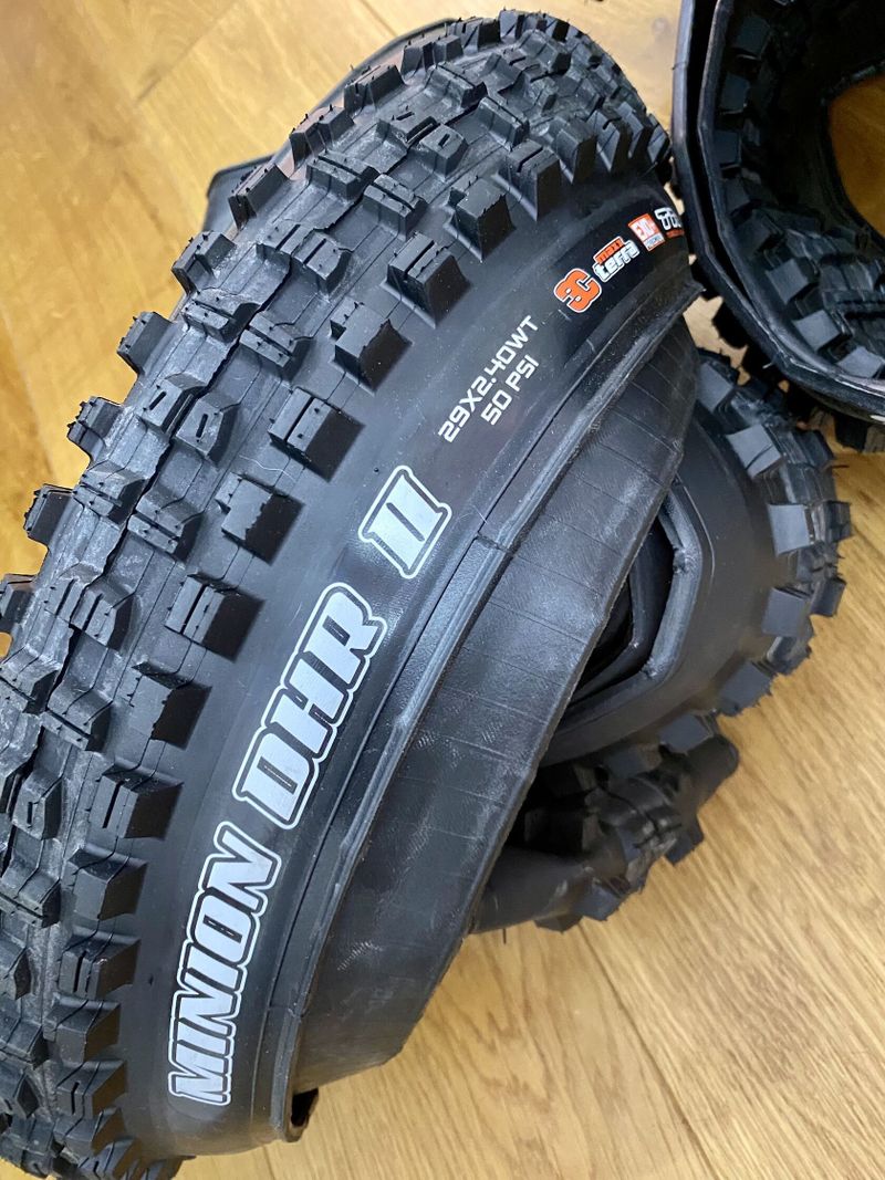 Pláště MAXXIS Minion DHR ll 29x2.4