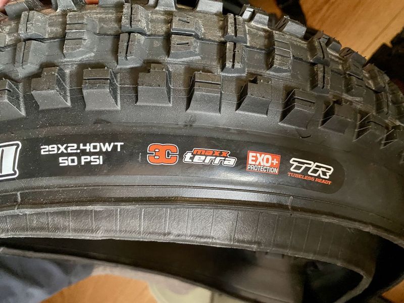 Pláště MAXXIS Minion DHR ll 29x2.4