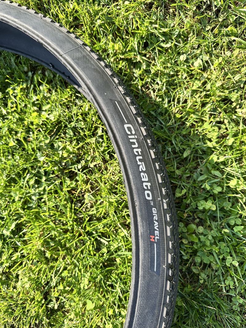 Plášť Pirelli Cinturato GRAVEL H, 45 - 622, TechWALL, 127 tpi, SpeedGRIP, Black