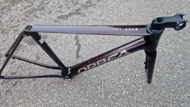 Rám Orbea Orca OMX 2024 wine/red, velikost 51