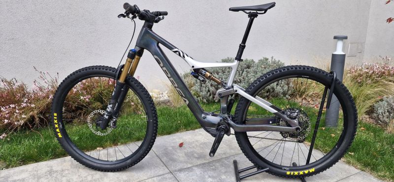 Demo kolo ORBEA RISE M10 velikost L, barva chameleon