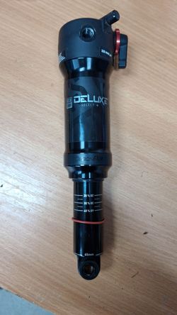 Tlumič RockShox deluxe select+ 205x65 