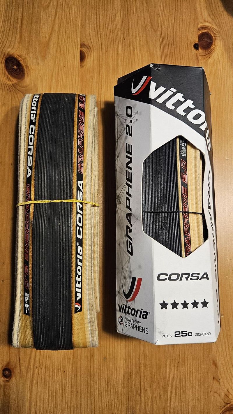 Vittoria Corsa G2.0 25-622