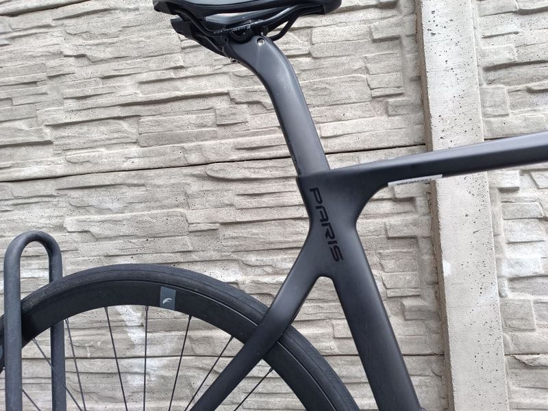 Pinarello Paris disc 