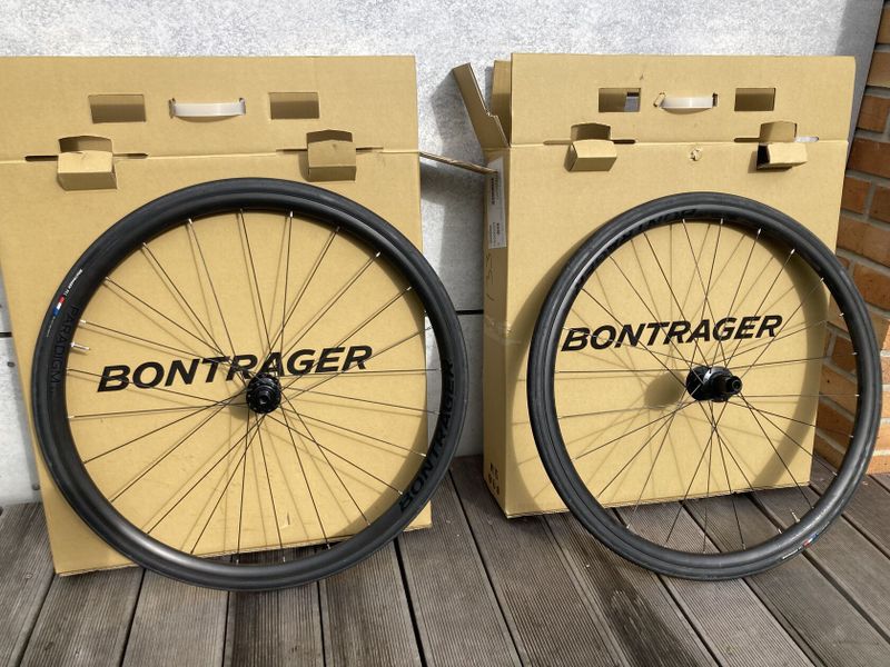 Bondrager Paradigm SL vč. duší a plášťů - sundáno z Trek Emonda SL 5 - najeto 1.000 km