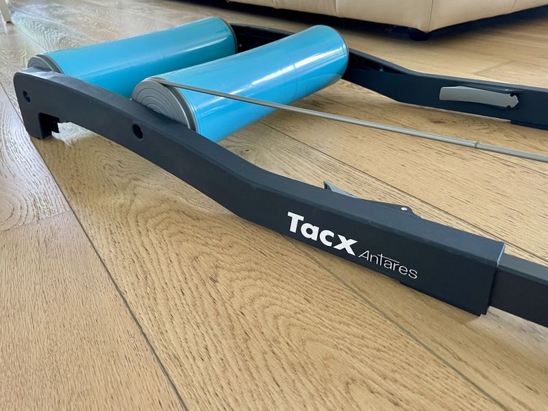 Tacx Antares válce