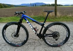 TREK SUPERCALIBER 9.7 "M"