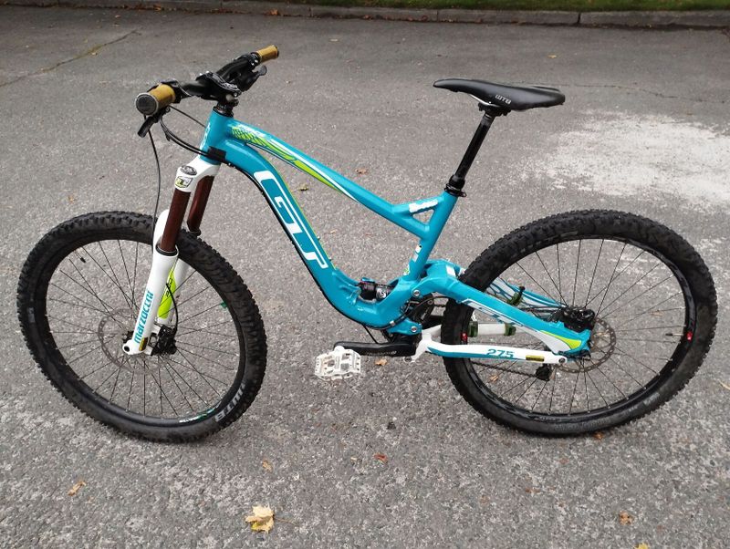  celoodpružené enduro kolo GT Force X Sport