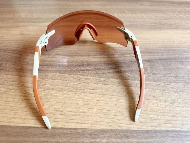 Nové brýle Oakley Encoder