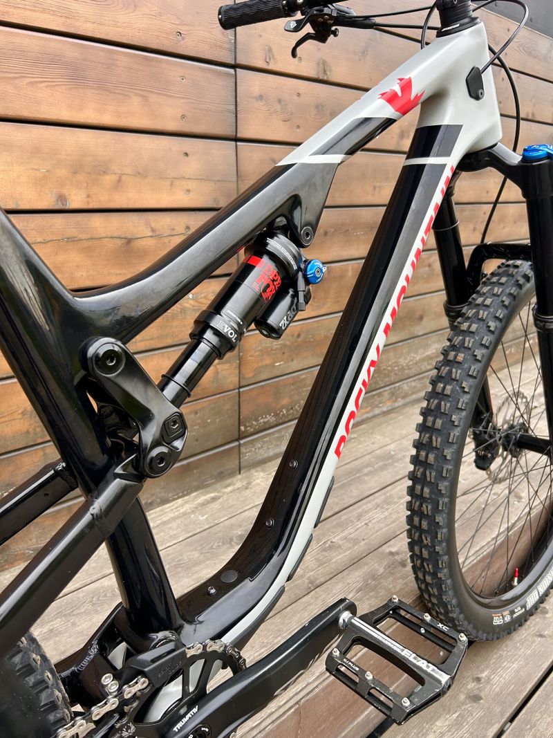 Rocky Mountain Altitude Carbon 70