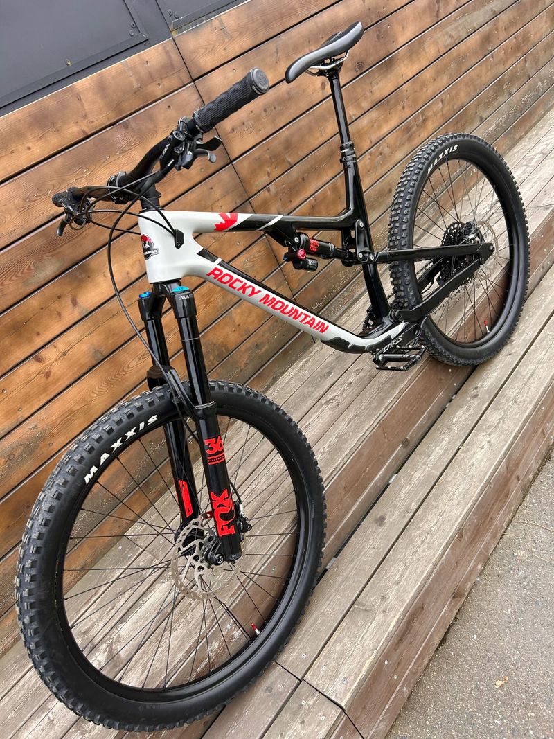 Rocky Mountain Altitude Carbon 70