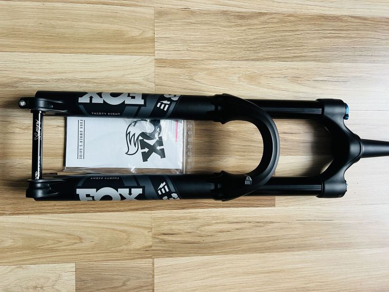 FOX Float 38 Performance 27.5" Grip 170 Tapered Boost