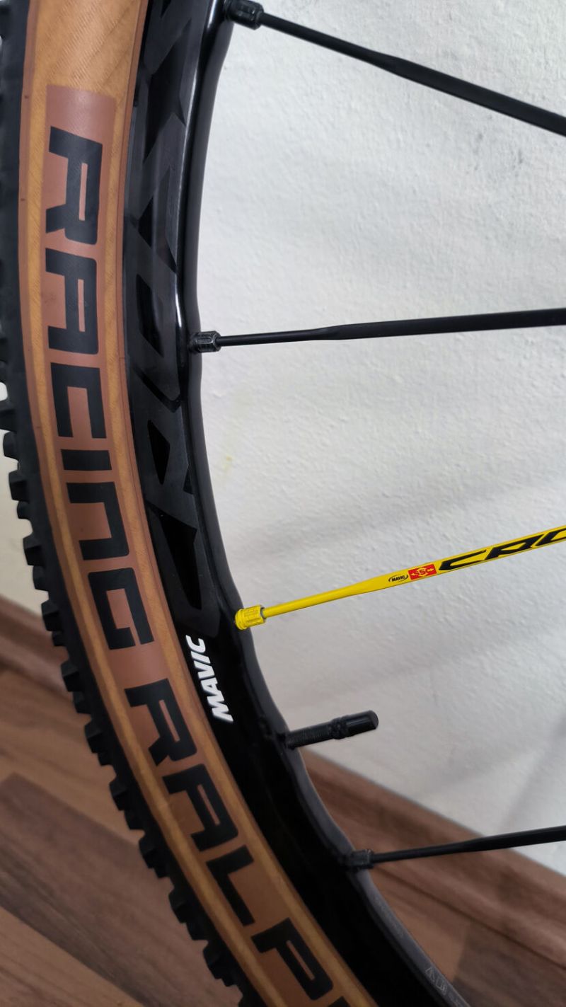 Mavic Crossmax SL PRO 29, verze pro Cannondale Lefty, perfektní stav