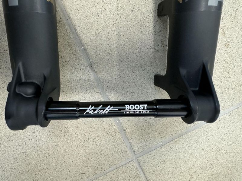 FOX 34 Factory FIT4 29" 130mm - NOVA