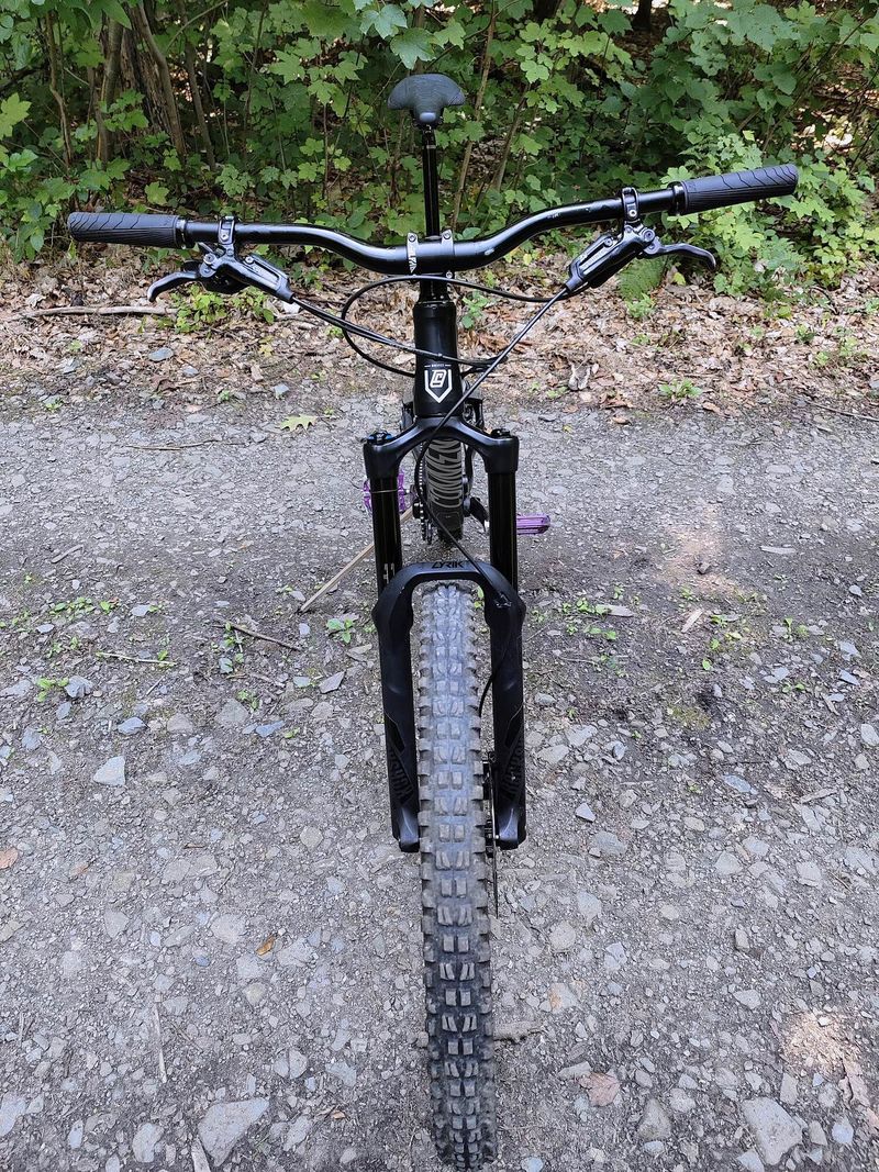 Commencal Meta AM 4.2