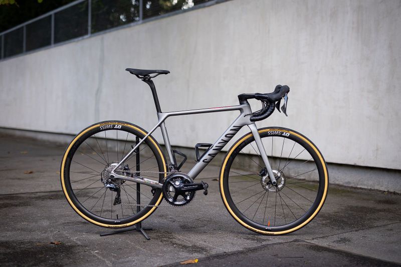 Canyon Ultimate CF SLX