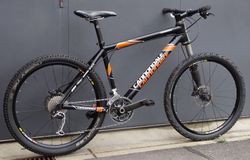 Cannondale Taurine 9,3 kg, fullcarbon, Lefty, vel. M/L 