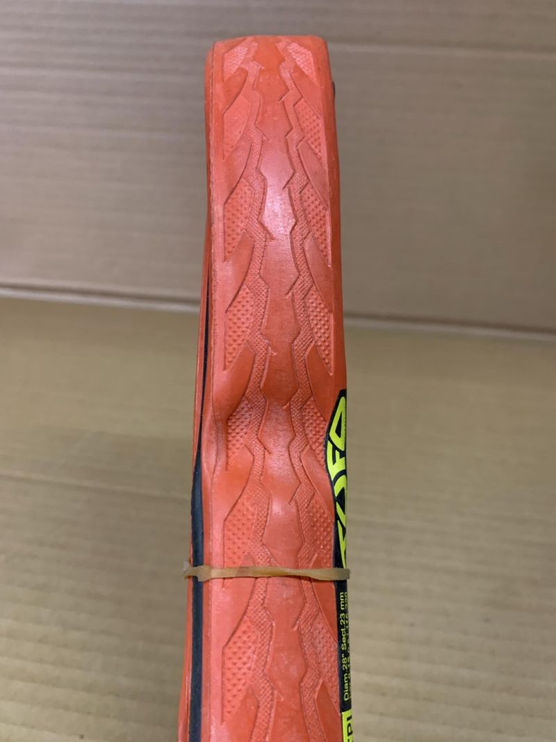 Galuska TUFO ELITE RIDE 28" 23mm 