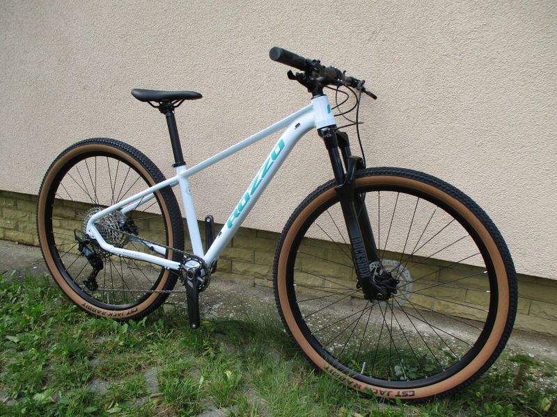 Nové 29" kolo ROZZO Grace 30, vzduchová vidlice Rock Shox Judy,Shimano SLX/Deore 1x12, pevné osy