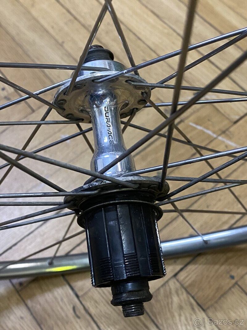 Silniční kola Dura-ace - FIR grid