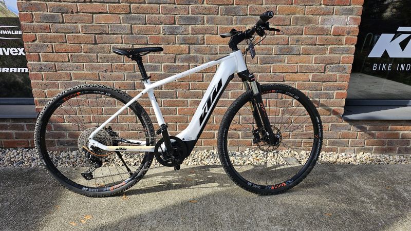 KTM MACINA CROSS 610 