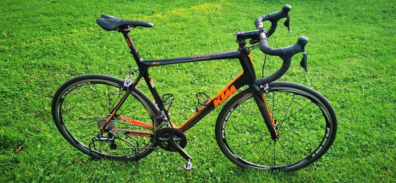 KTM Revelatour karbon Di2 