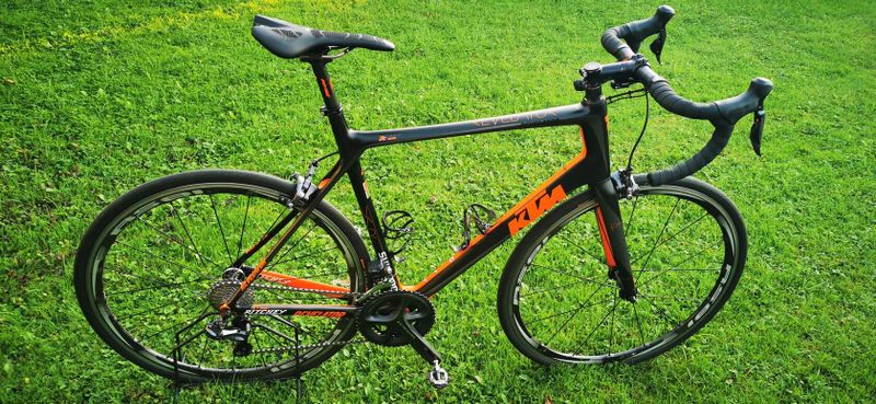 KTM Revelatour karbon Di2 