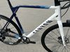 CANYON INFLATE CF SLX - gravel speciál - Shimano elektrika 1x11, kola DT, pláště Panaracer