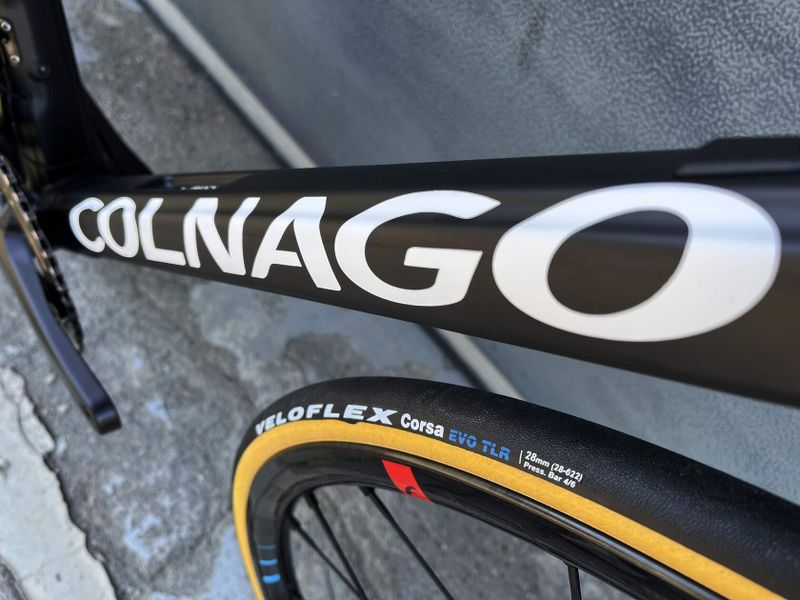 Colnago C64 Disc - barevná kombinace CUSTOM MySixty4 (vel. 54s NOVÉ)