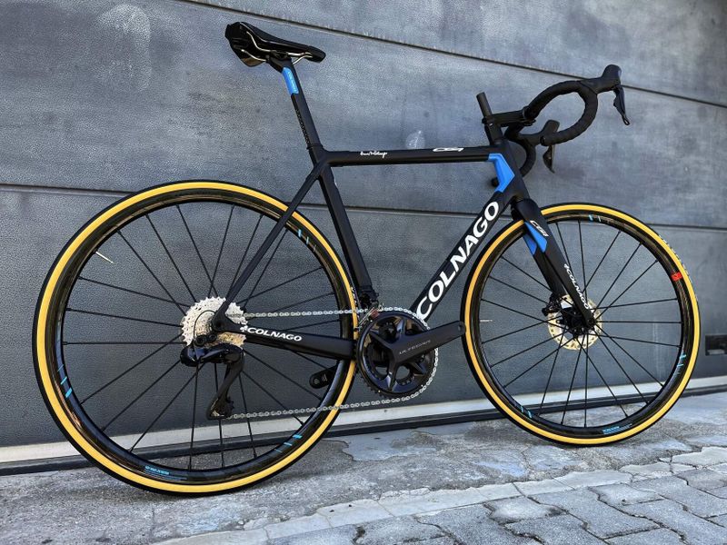 Colnago C64 Disc - barevná kombinace CUSTOM MySixty4 (vel. 54s NOVÉ)