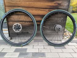 Prodám kompletni sadu gravel kol Bontrager