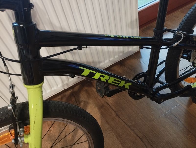  Dětské kolo Trek Wahoo 20" Trek Black/Yellow. 