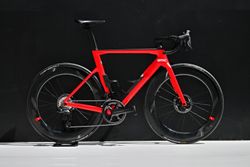 BMC TimeMachine, Shimano Ultegra Di2 2x12 Disc, Fulcrum Carbon