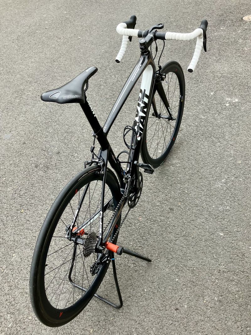 Giant Defy Composite - prodáno