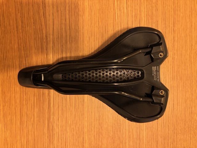 Sedlo SPECIALIZED Romin Evo Pro Mirror Black 143 mm